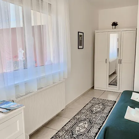 Lillybeth Garden Guest house