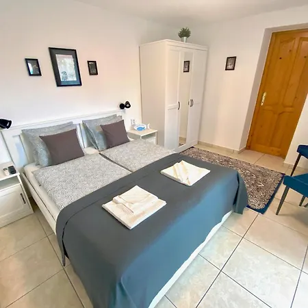 Lillybeth Garden Guest house