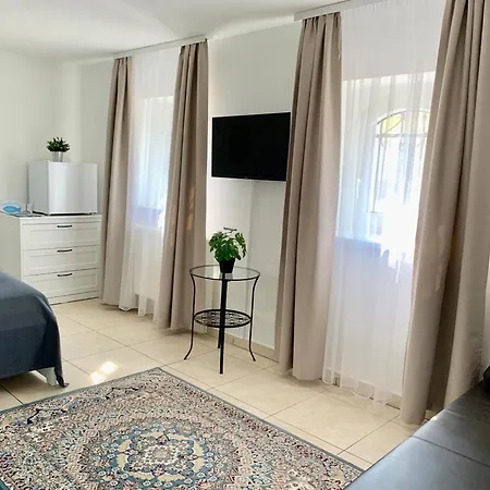 Guest house Lillybeth Garden