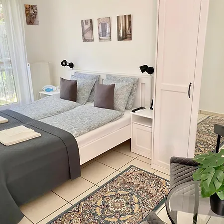 Lillybeth Garden Guest house 3*