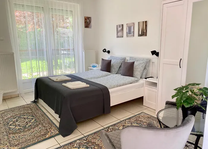 Lillybeth Garden 3* ケストヘイ