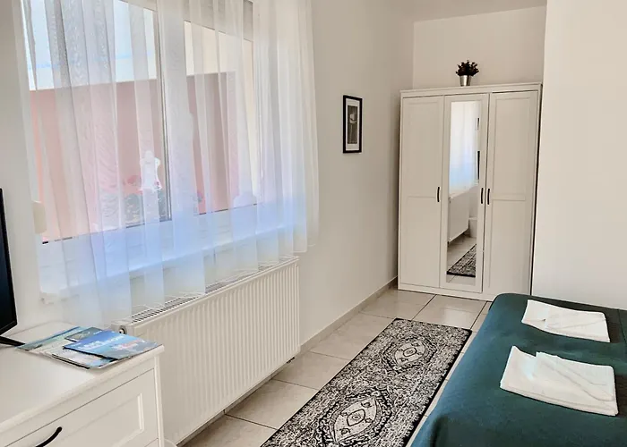 Lillybeth Garden ゲストハウス