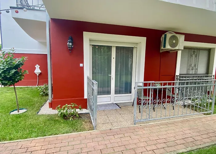 בית הארחה Lillybeth Garden