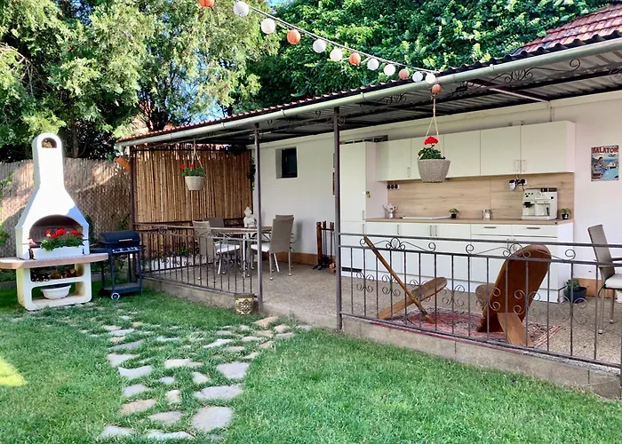 Lillybeth Garden 3*